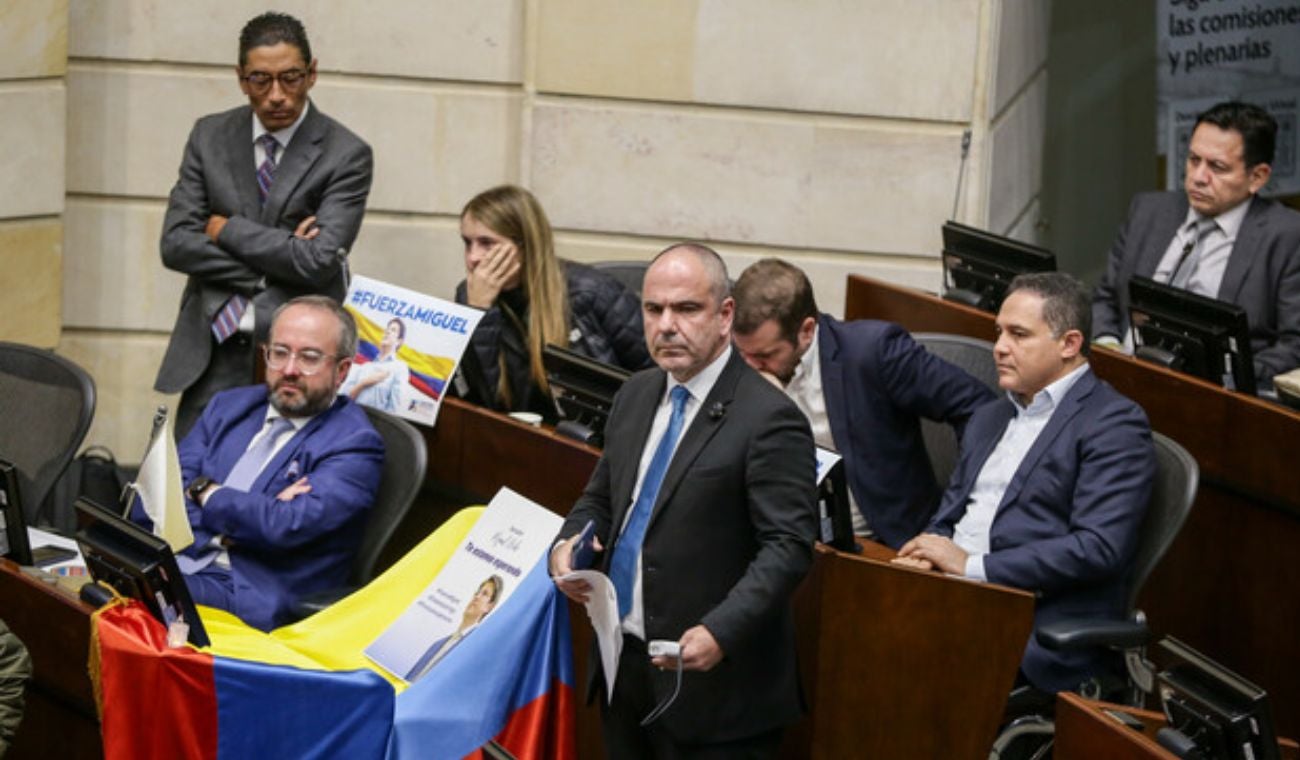 Foro virtual sobre crecimiento económico y déficit fiscal con precandidatos presidenciales del Centro Democrático y expertos. Propuestas para reactivar la economía y enfrentar crisis