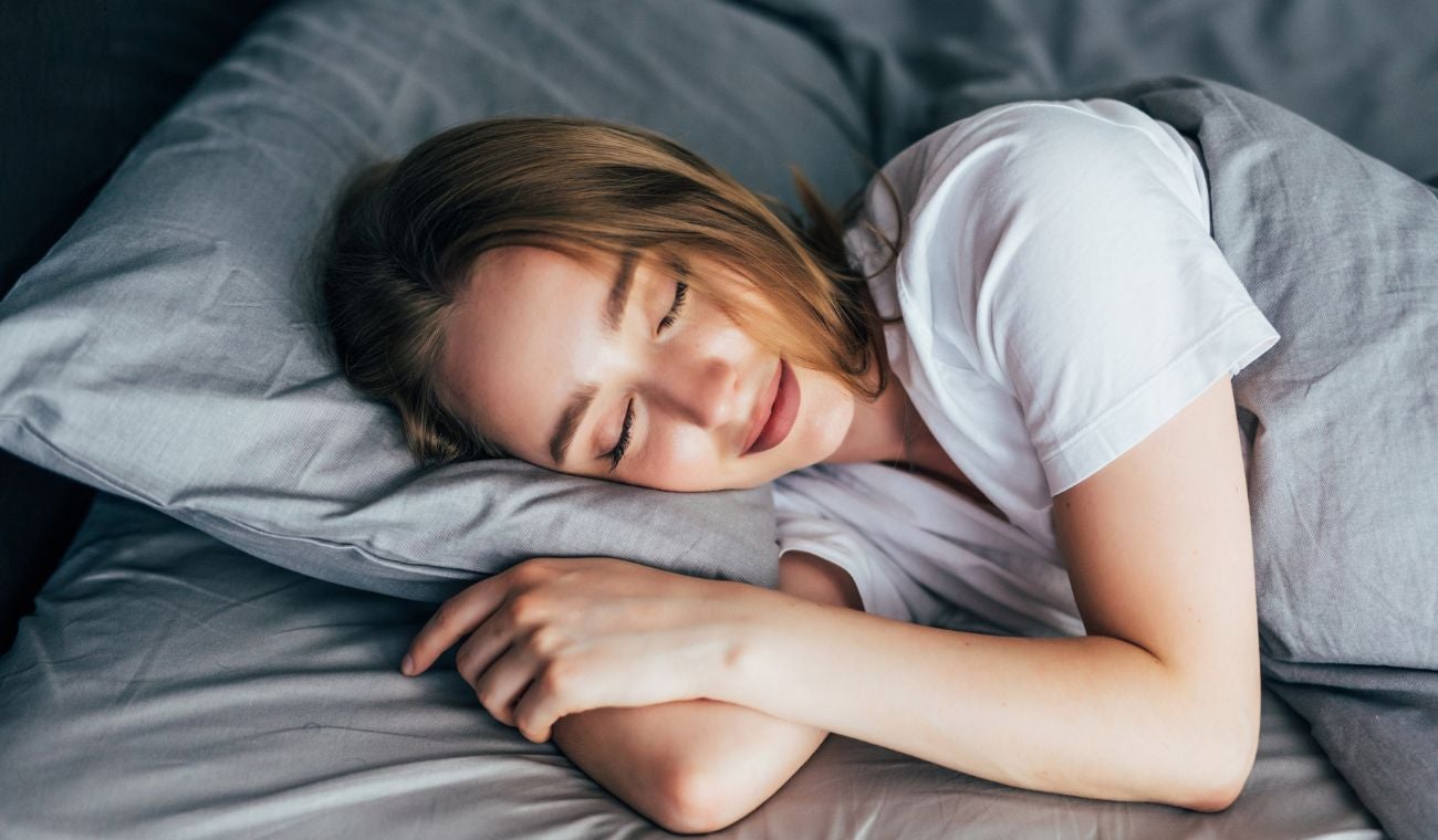 Dormir es esencial para la salud y el bienestar. Descubra cuántas horas necesitas dormir según su edad y cómo mejorar la calidad de su sueño