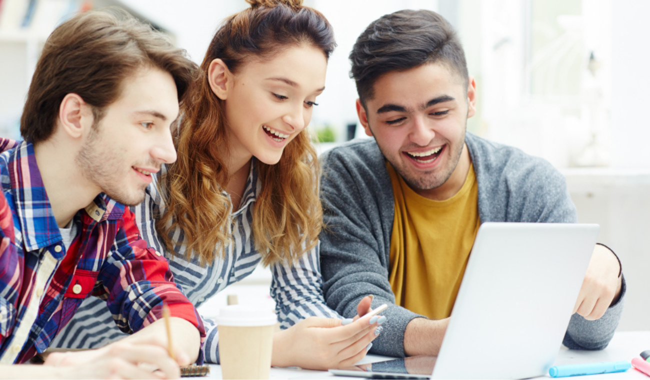 Universitarios en Colombia aprovechan la semana de receso para retomar energías y fortalecer la vida académica.