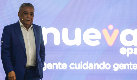 Ministro de Salud anuncia plan de estabilización de pagos a hospitales públicos por Nueva EPS. Recursos destinados a atención primaria.