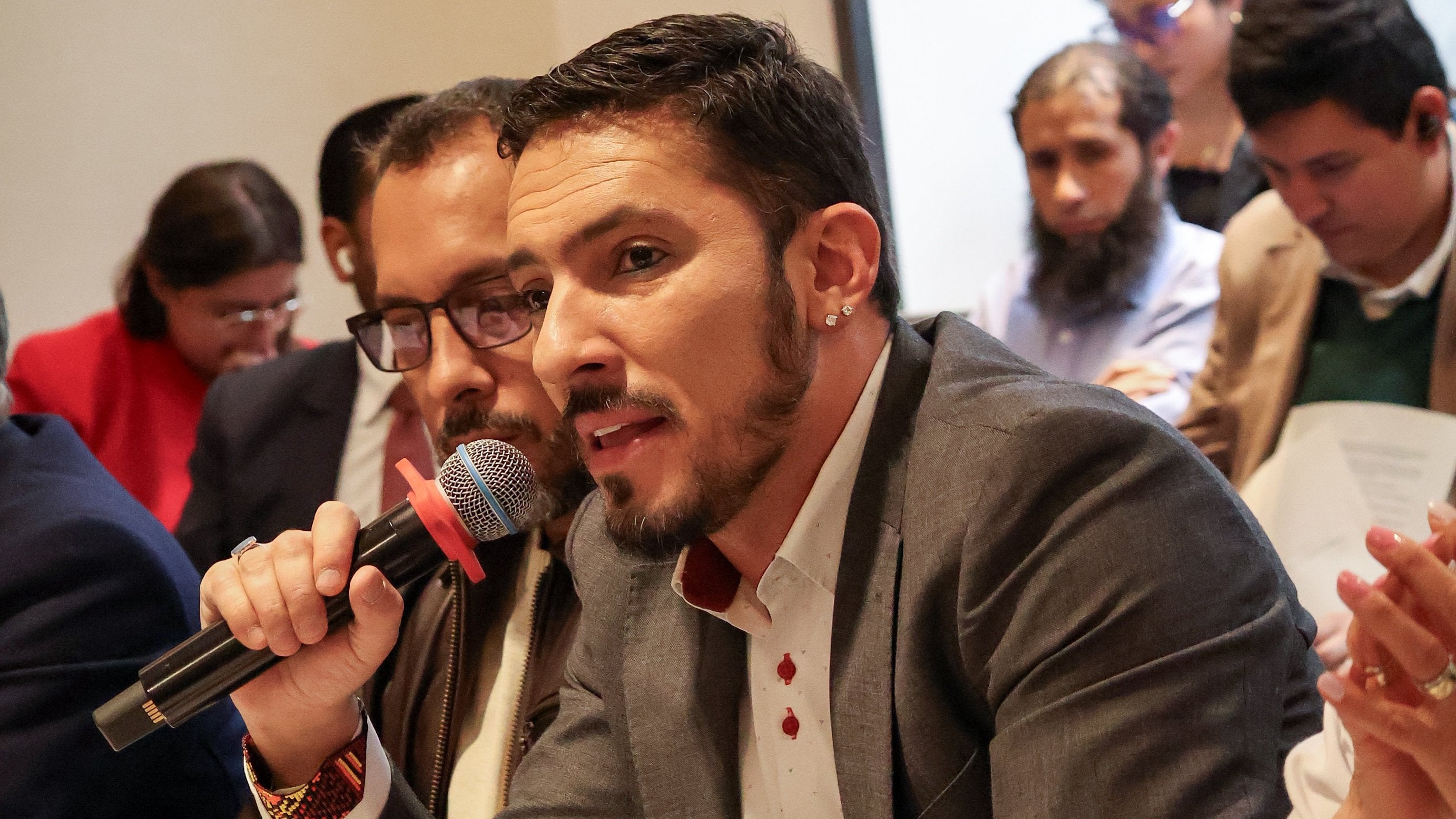 Imagen del ministro de Igualdad, Juan Carlos Florián, en una intervención pública.