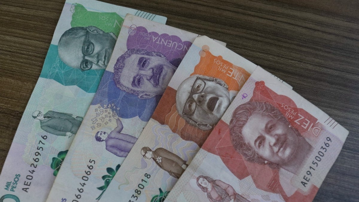 Pesos colombianos