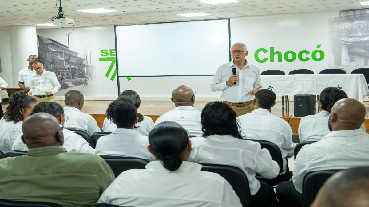 Ministro de salud en visita al departamento de Chocó