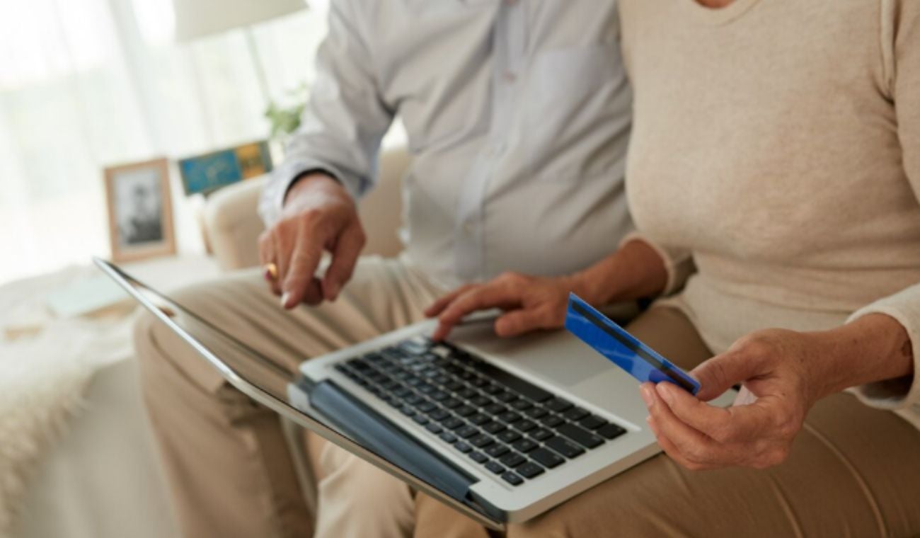 Es importante tener en cuenta que el 1 de julio de 2025, la ley 2381 de 2024 tuvo que entrar en vigor, pero el tribunal no lo permitió porque ordenó a la Cámara de Representantes que repitieran la última discusión