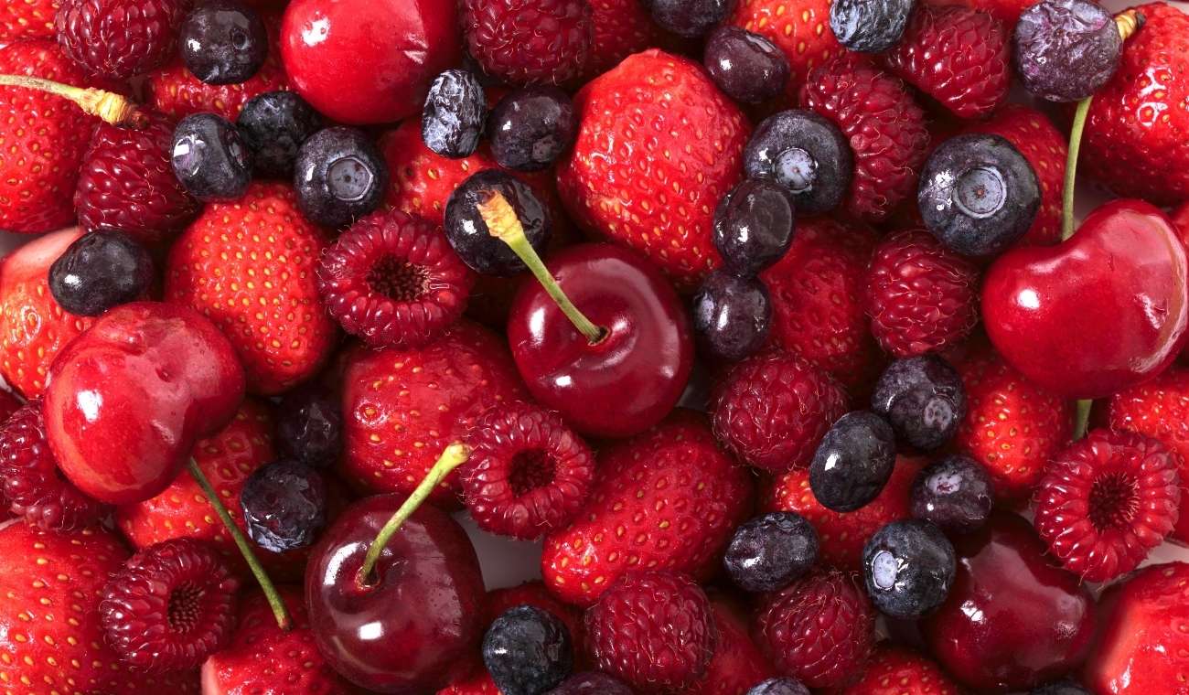 Por qué se debe lavar las bayas en vinagre antes de guardarlas en el refrigerador