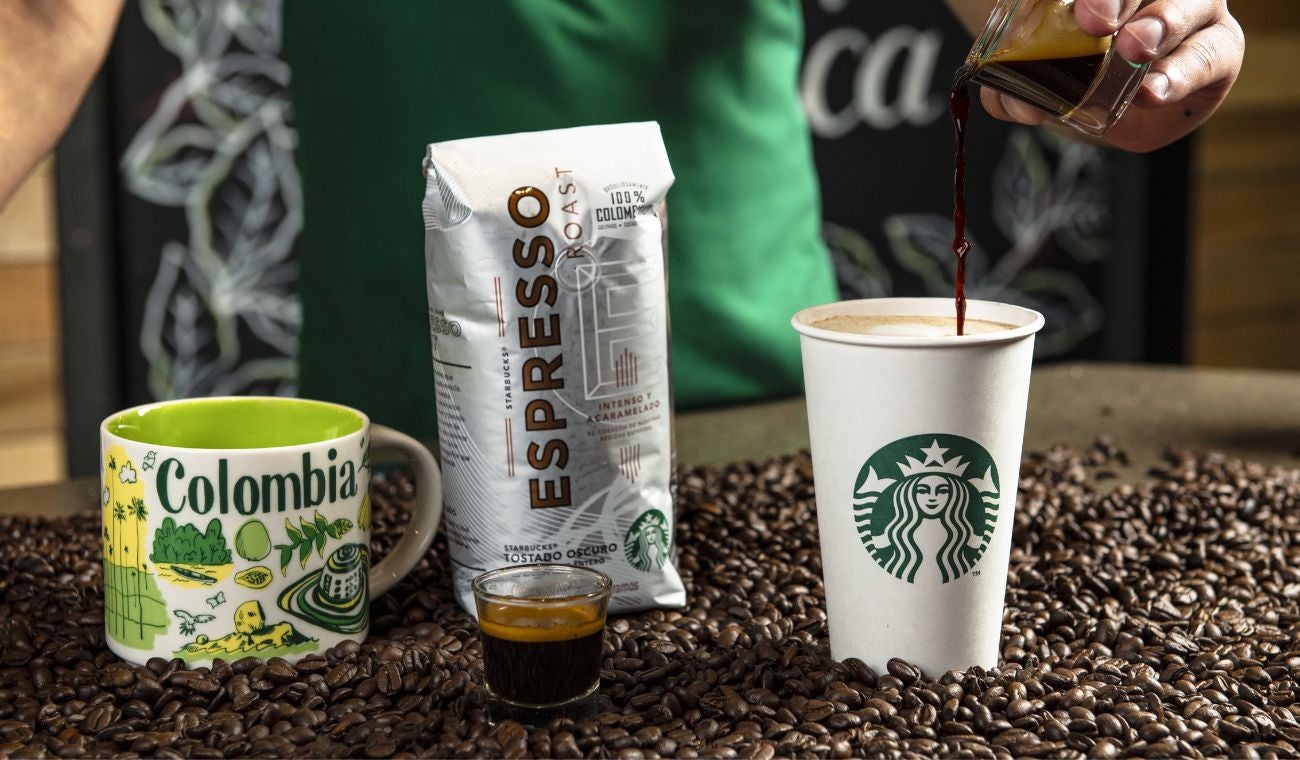 Starbucks anuncia cierre de tiendas como parte de su reestructuración. ¿Qué pasará en Colombia?