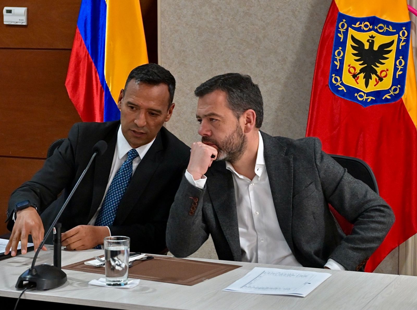 Ministro de Defensa, Pedro Sánchez, y alcalde de Bogotá, Carlos Fernando Galán