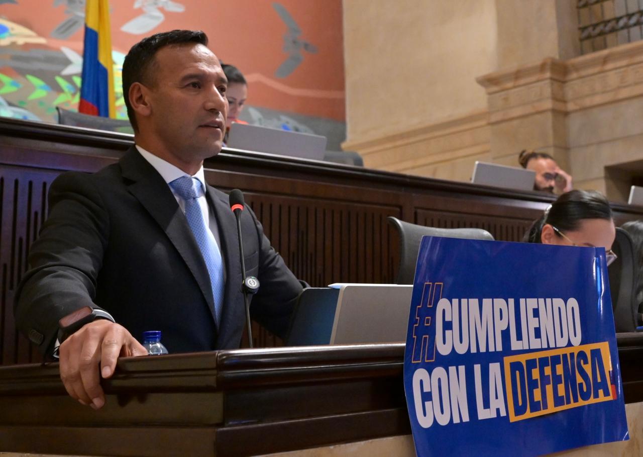 Ministro de Defensa, Pedro Sánchez