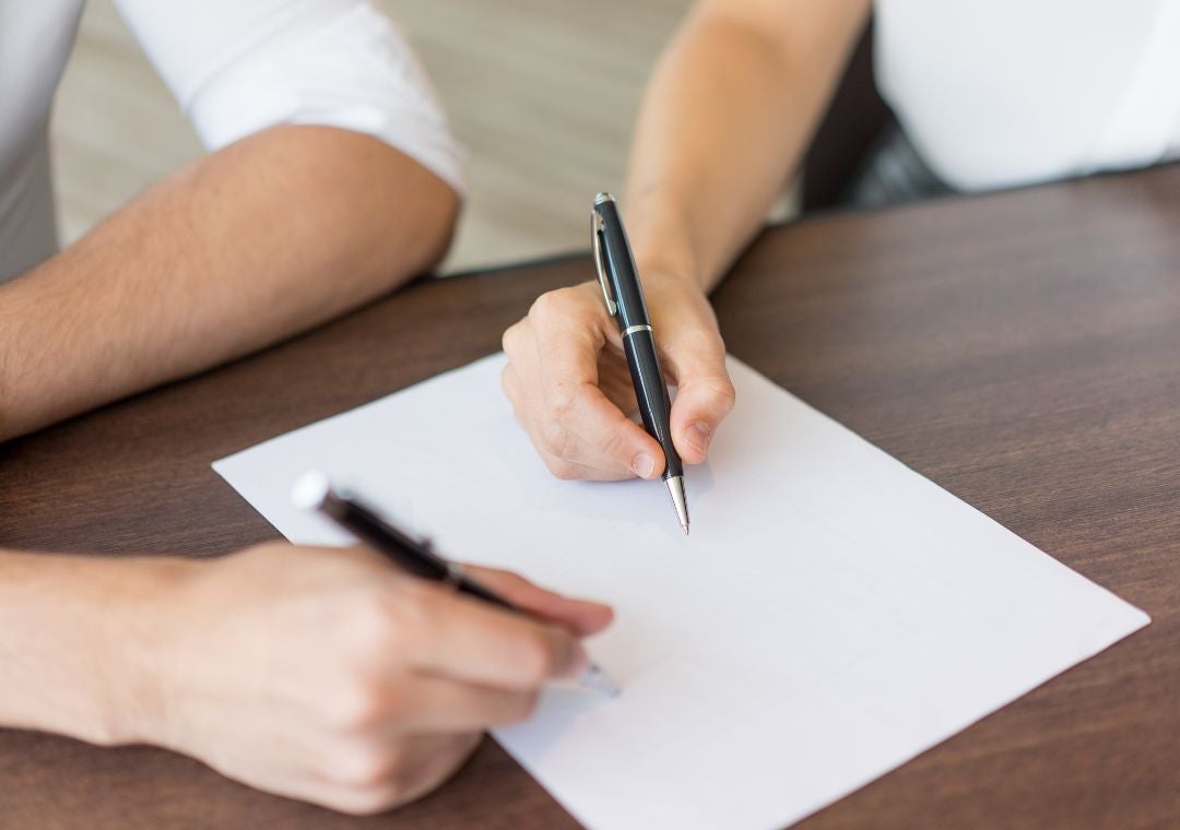 CONTRATO LABORAL: si va a FIRMAR contrato ASEGÚRESE de no FIRMAR estos tres DOCUMENTOS