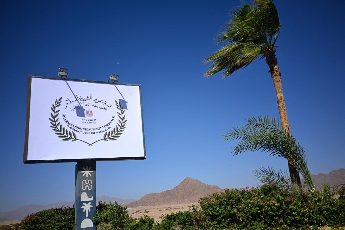 Egipto se prepara para la ceremonia de la firma del plan de paz para Gaza.
