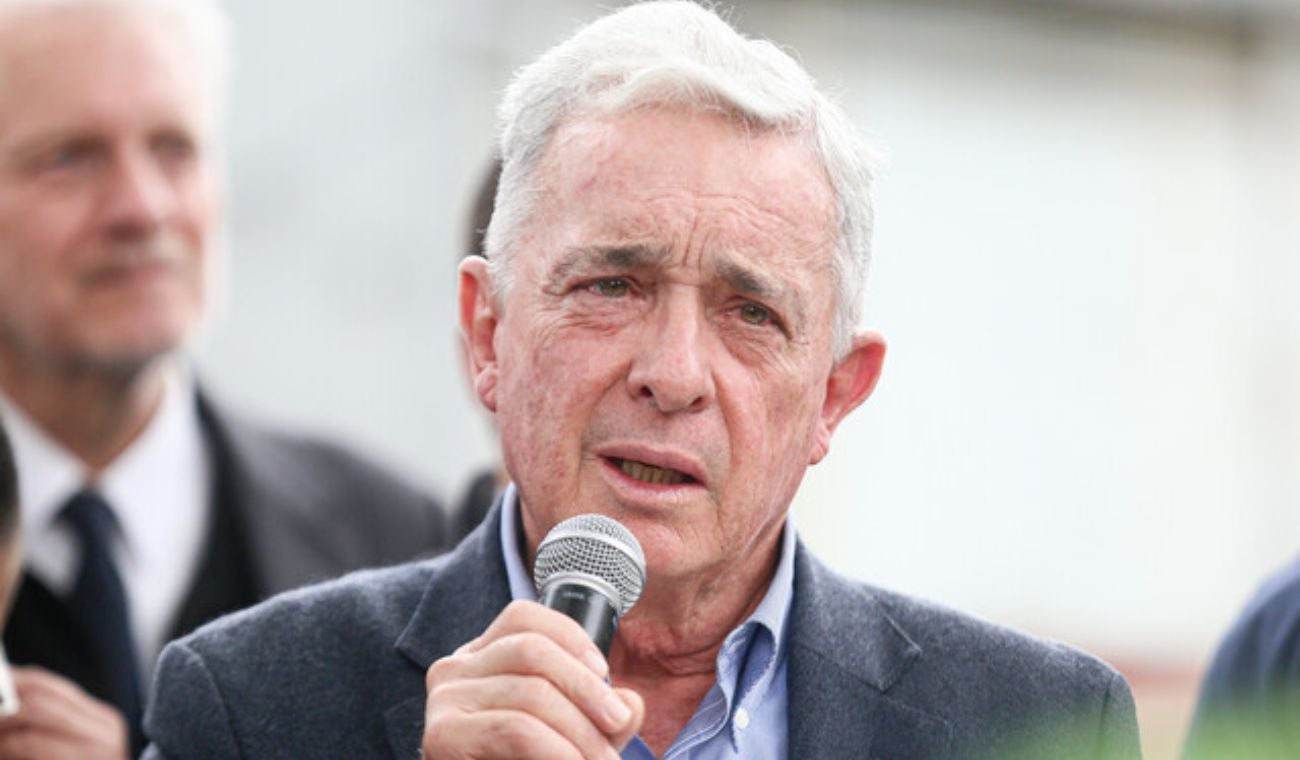 El Centro Democrático celebra la inocencia de Álvaro Uribe tras fallo del Tribunal Superior de Bogotá. María Fernanda Cabal confía en su regreso como candidato al Senado o Vicepresidencia