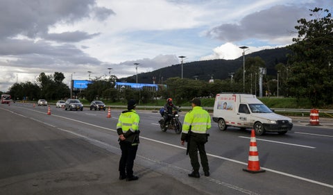 Retén de tránsito