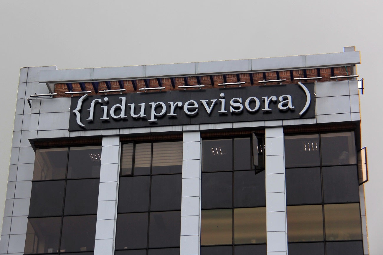 Posible salida de Magda Giraldo de Fiduprevisora S.A. genera incertidumbre y tensión en entidad de administración de recursos públicos y privados. ¿Retiro inconstitucional por embarazo?
