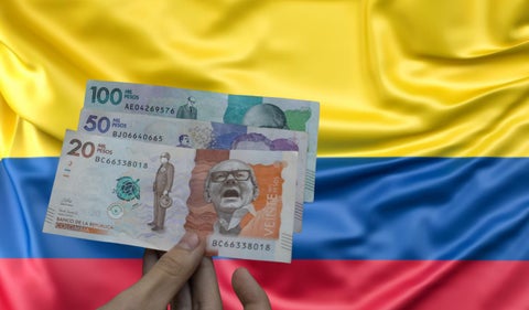 dinero en efectivo se puede llevar legalmente en Colombia
