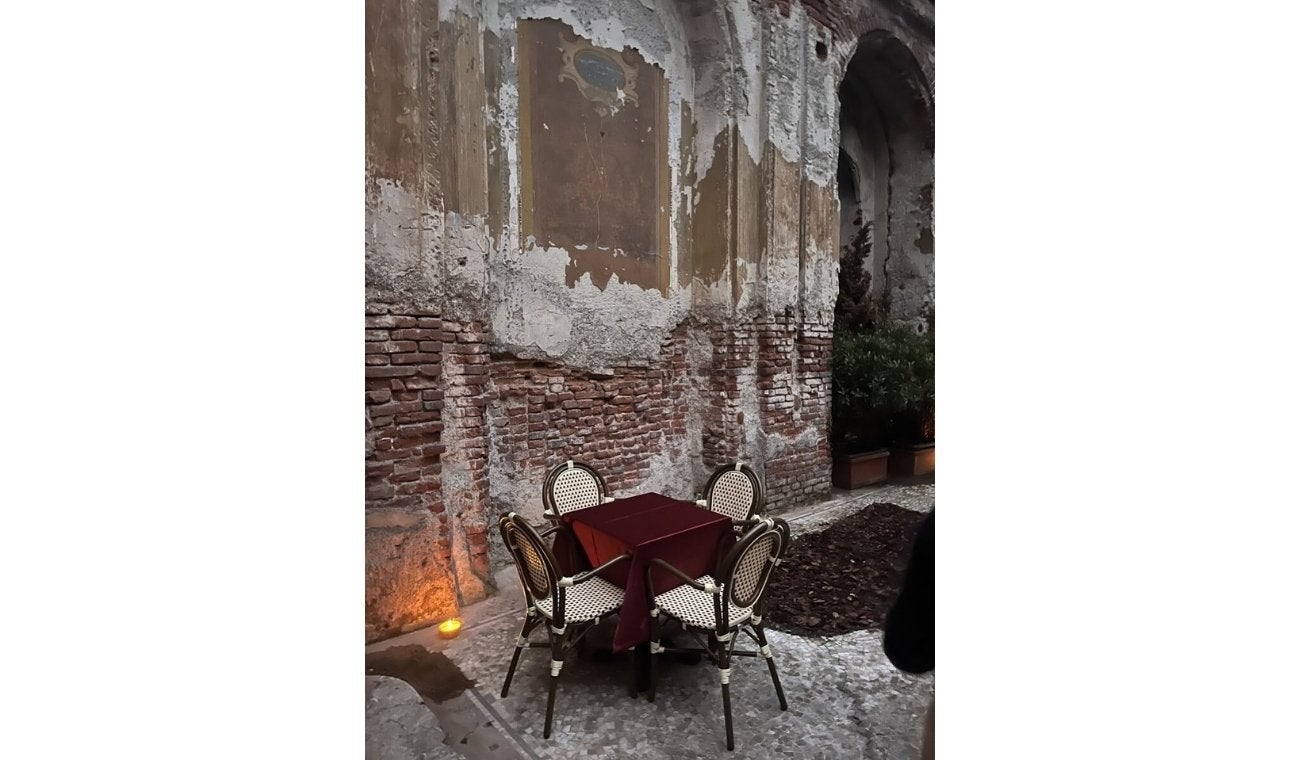 El RESTAURANTE EUROPEO, de un solo plato, que genera largas FILAS: ¿qué tiene de especial?