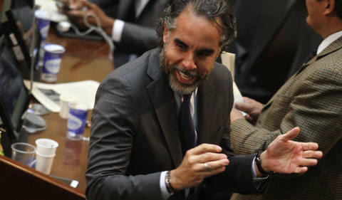 Ministros Montealegre y Benedetti se reconcilian gracias a la mediación del exmagistrado Ortiz. ¿Habrá paz en el gabinete?