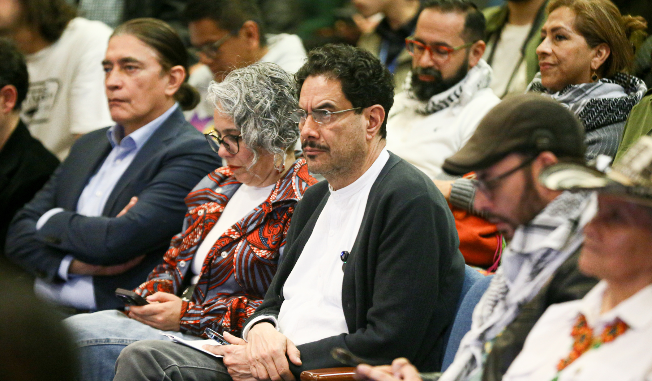 Tribunal revoca medidas cautelares y pacto histórico reestructura consulta interpartidista. Consulta seguirá con avales de partidos.