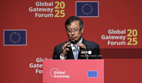 El presidente Gustavo Petro advierte sobre tensiones militares en el Caribe y llama a la unión latinoamericana en Bruselas.
