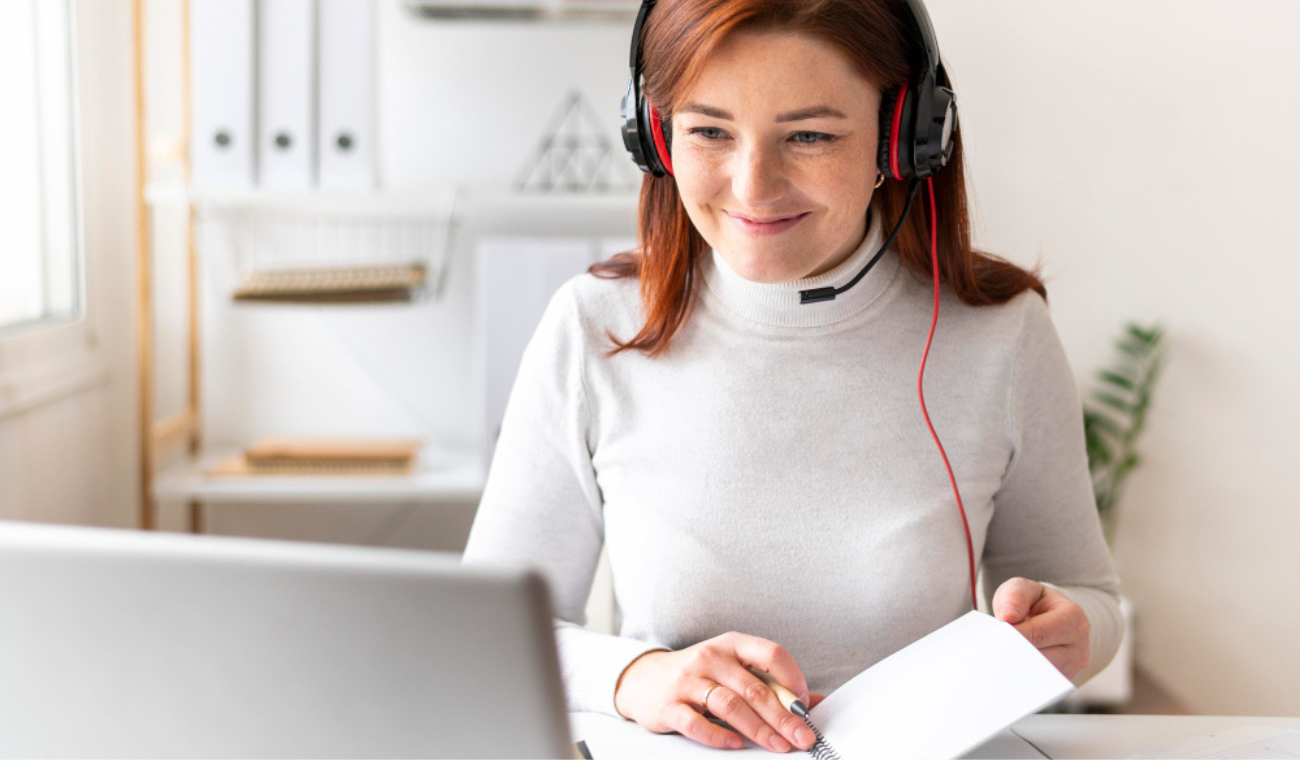 Plataformas como Moodle y Google Classroom impulsan la colaboración en la educación virtual.