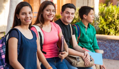 IBERO e ICETEX ofrecen 99 becas virtuales para ampliar el acceso a educación superior en Colombia