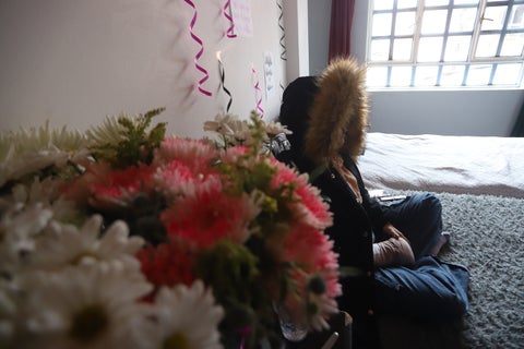 Karina Rincón Durán, sobreviviente de brutal ataque con martillo en Bogotá, hace urgente llamado a la justicia y ciudadanía para costoso tratamiento médico.
