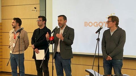 El alcalde de Bogotá denuncia actos vandálicos en protestas del Congreso de los Pueblos. Investigación en curso.