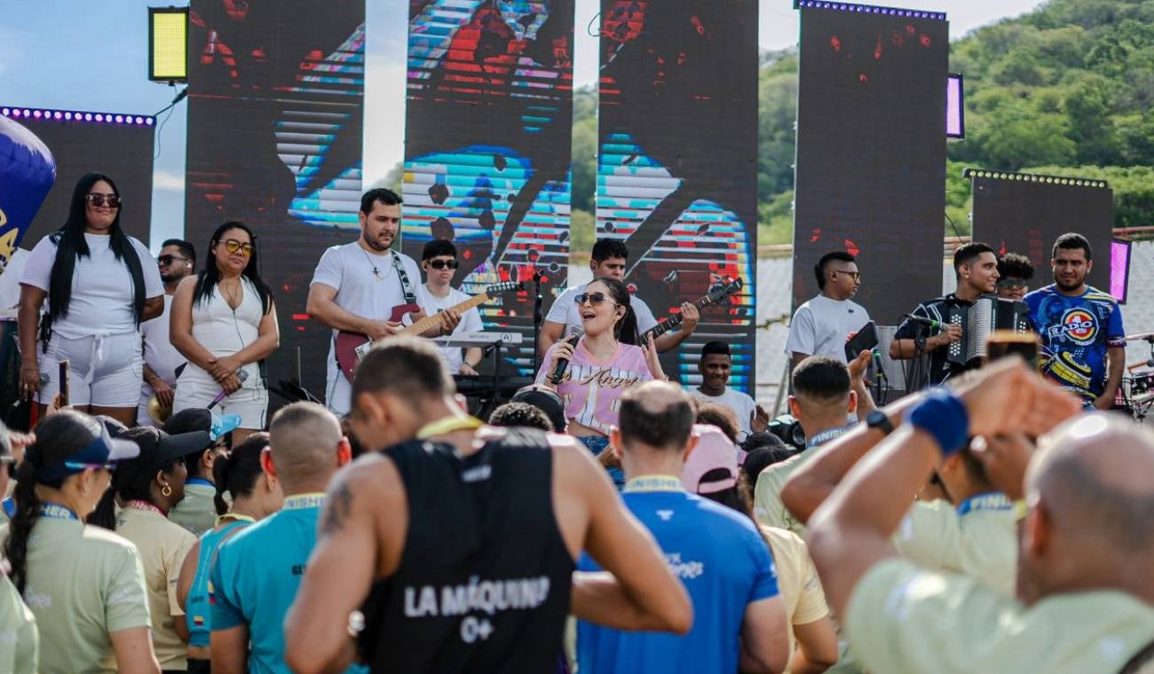 Entre notas, historia y leyenda: así disfrutaron más de 3.000 corredores la Media Maratón de Valledupar 2025