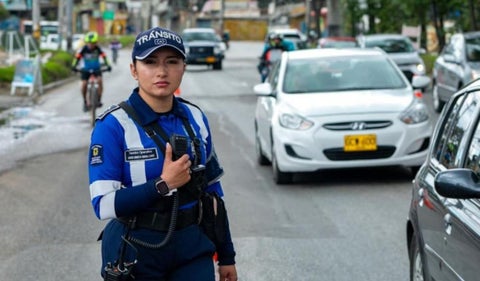Pico y placa en Bogotá: medida para reducir tráfico y emisiones.