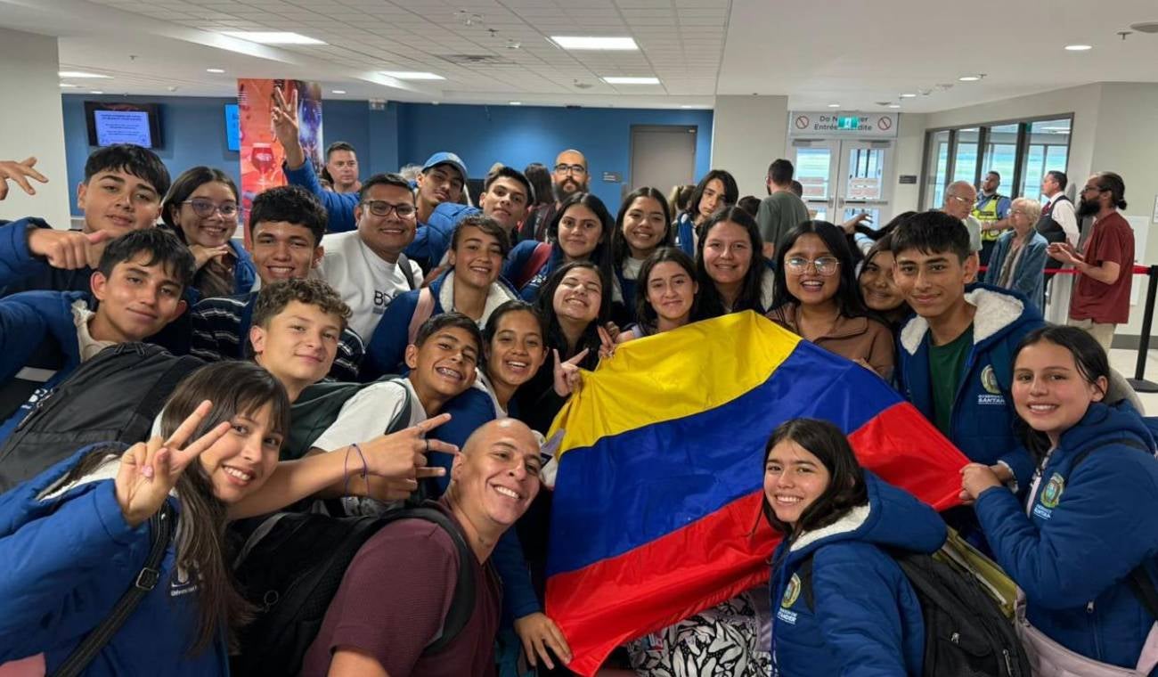 Jóvenes son preparados en la Gobernación de Santander para ser bilingües