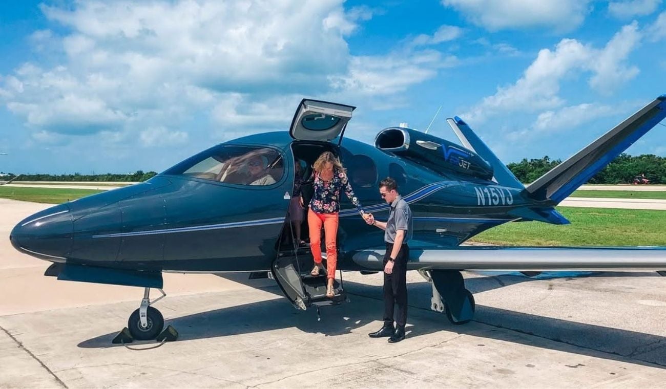 Aerolínea se declara en quiebra y suspende todas sus operaciones