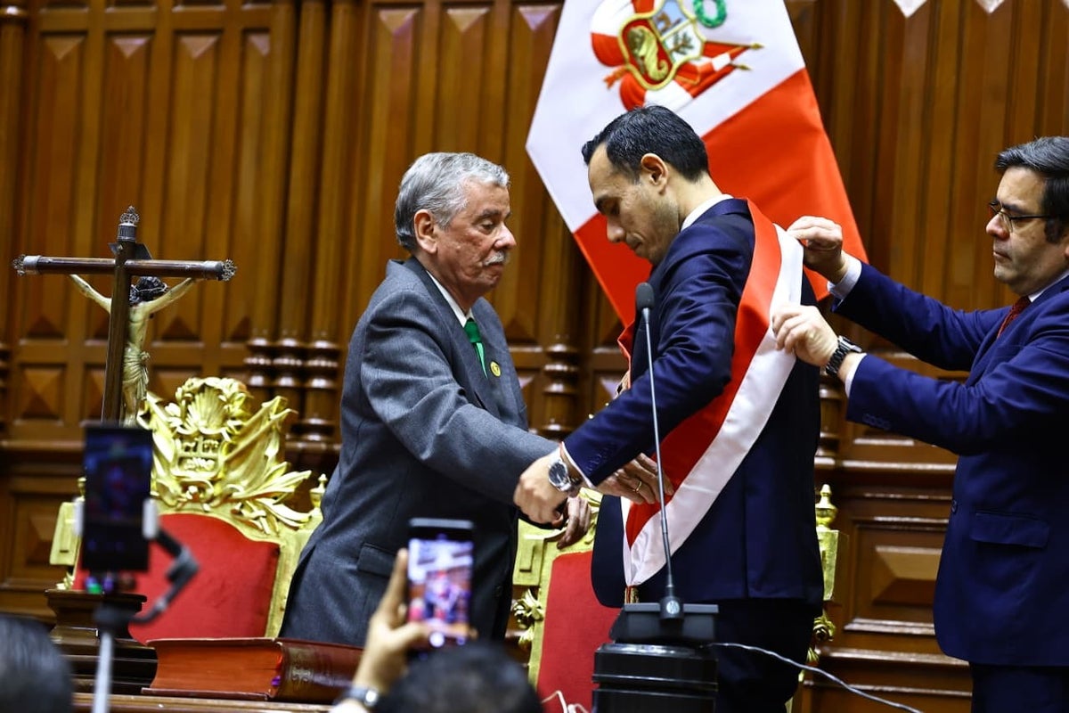 José Enrique Jerí asumió la presidencia del Perú.
