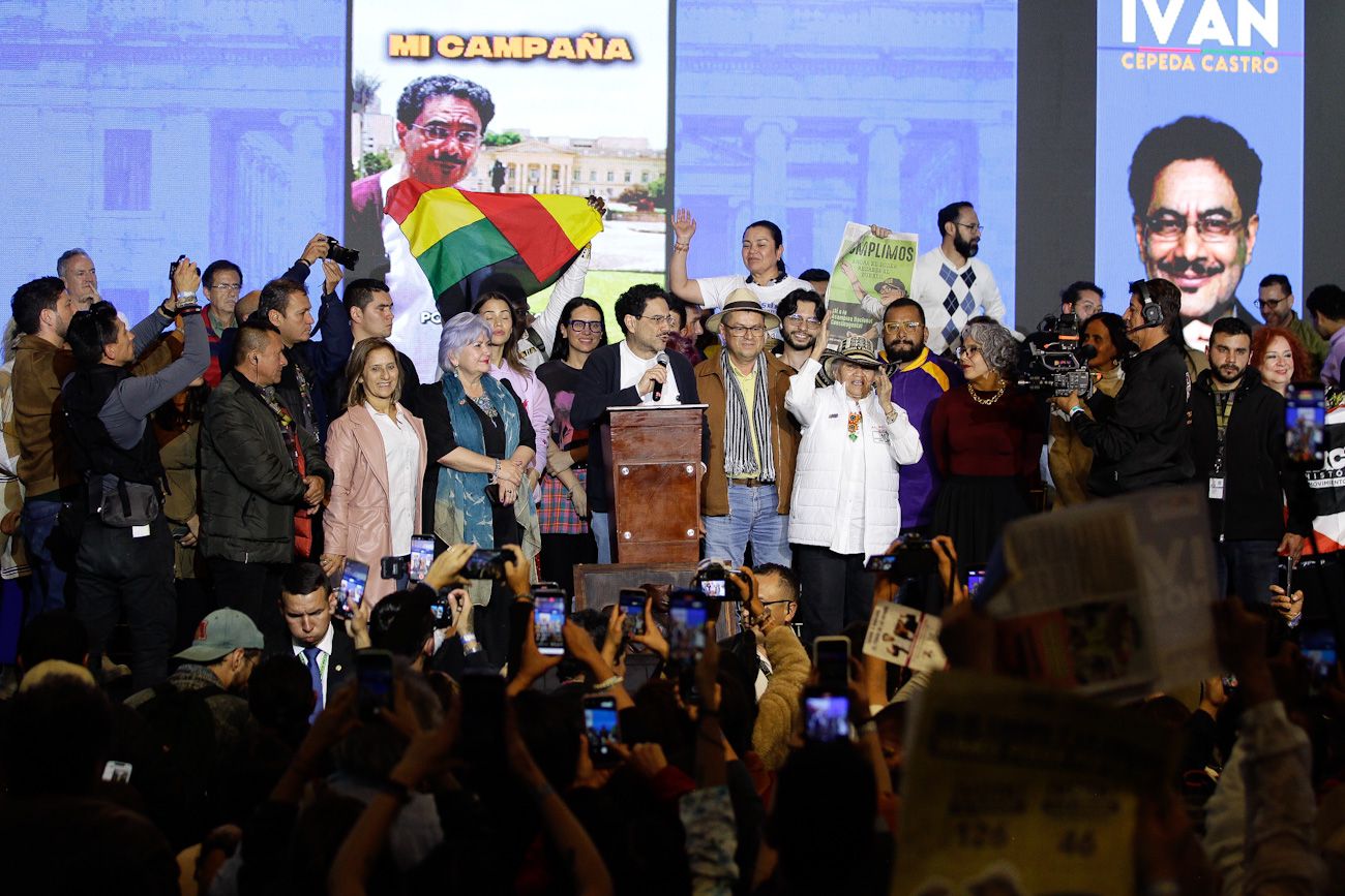 Iván Cepeda promete una “revolución pacífica” en el cierre de su campaña del Pacto Histórico