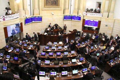 @SenadoGovCo-LAFM.jpg
