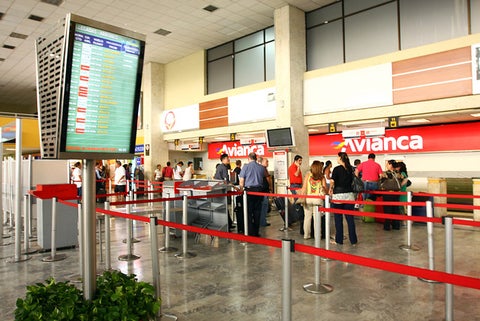 Aeropuerto-Cartagena-LAFM-Colprensa.jpg