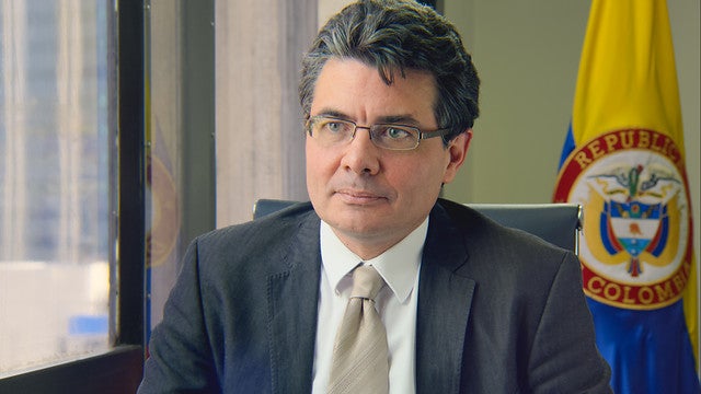Alejandro-Gaviria-LAFm-Colprensa.jpg