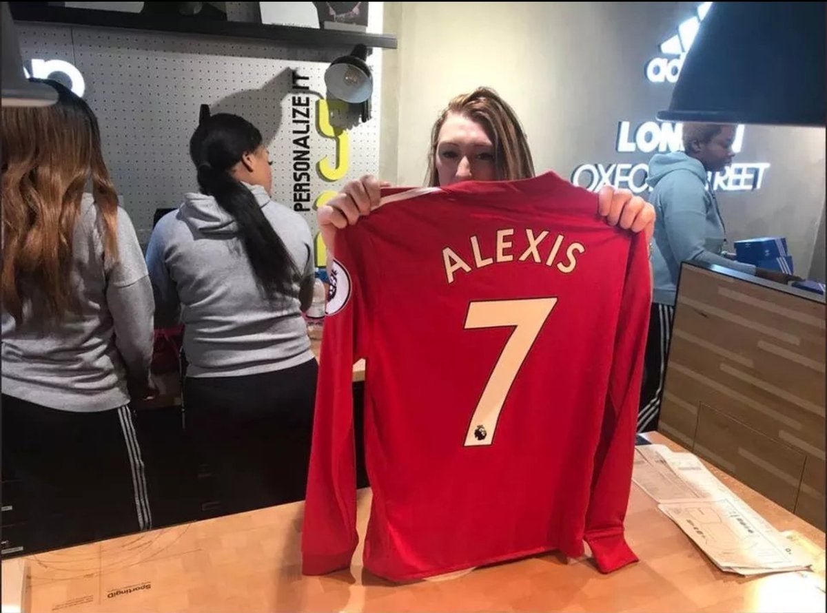 AlexisSanchezUnitedCam.jpg