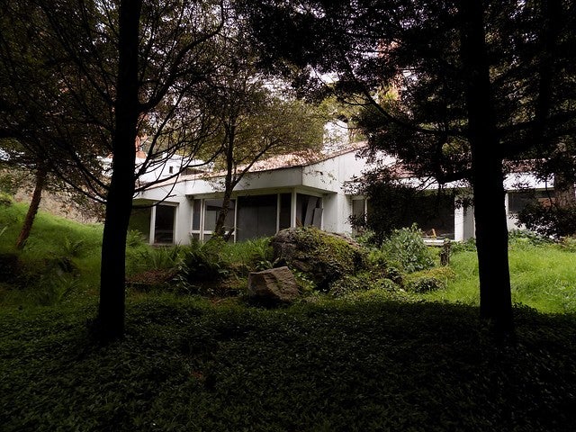 COLP_EXT_042630.jpg