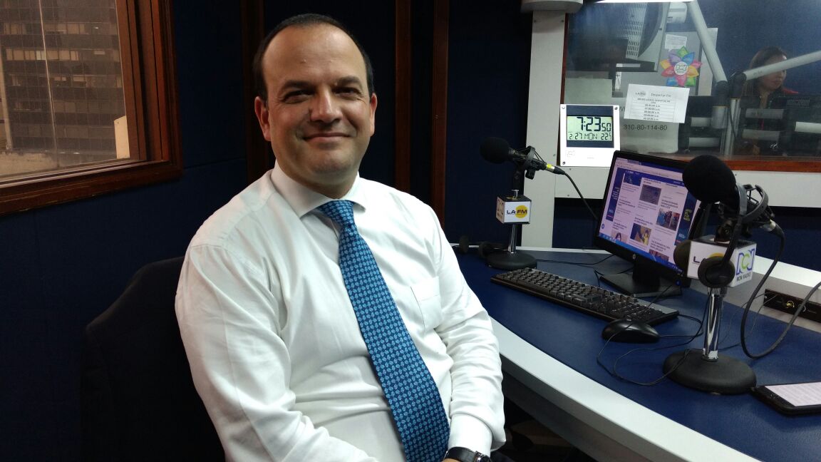 Camilo-Herrera-LA-FM.jpg