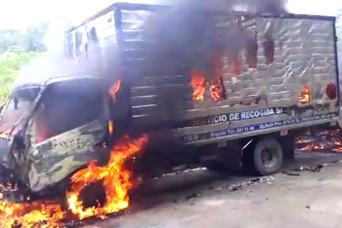 CamionesQuemadosChocoFM.jpg