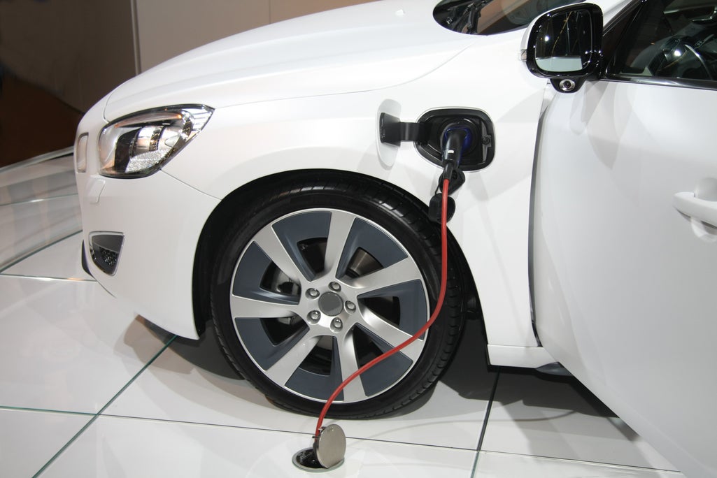 Carro-electrico-LA-FM-Ingimage.jpg