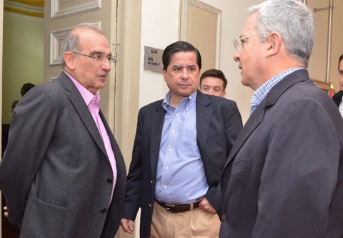 DelaCalle-Uribe-LAFm-Suministrada1.jpg