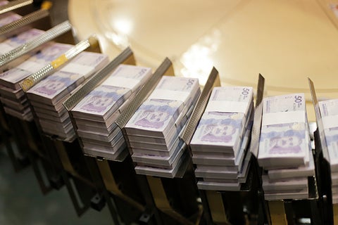Dinero-LA-FM-Colprensa.jpg