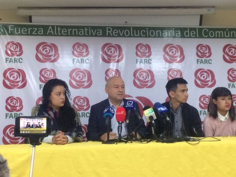 Farc-LA-FM1.jpg