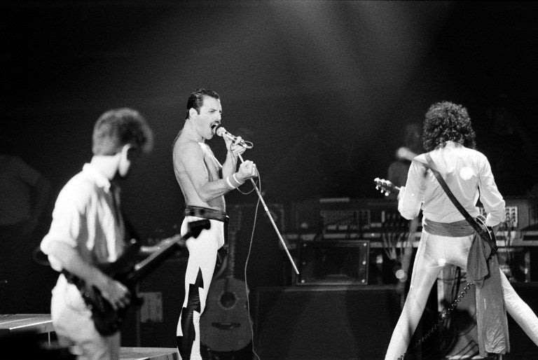 FreddieMercuryARCHIVOLAFM1.jpg