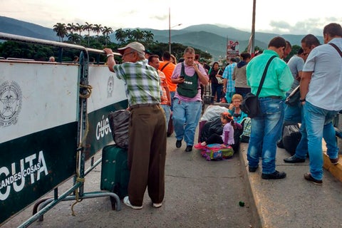 Frontera-Cúcuta-venezuela-RCN-Radio-11.jpeg