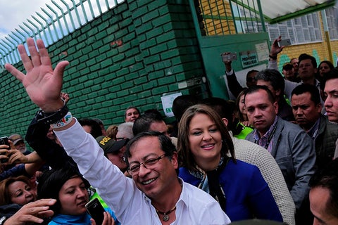GustavoPetroEleccionesCOLPRENSA.jpg