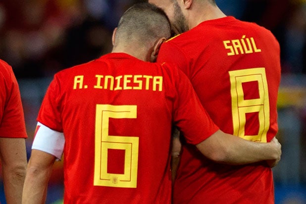 Iniesta-con-la-selección-española.jpg