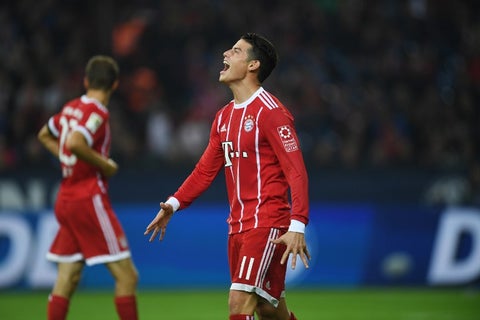 JamesBayernRefFotoAFP.jpg