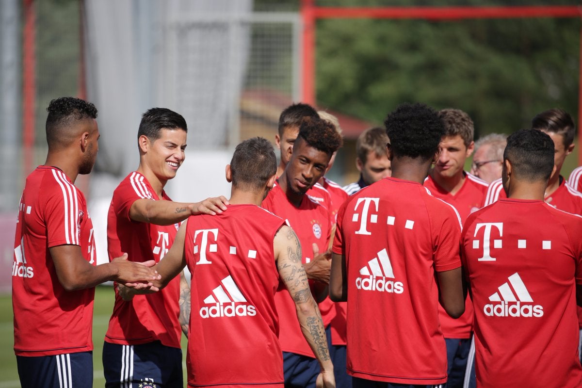 JamesBayernT1OFICIAL4.jpg