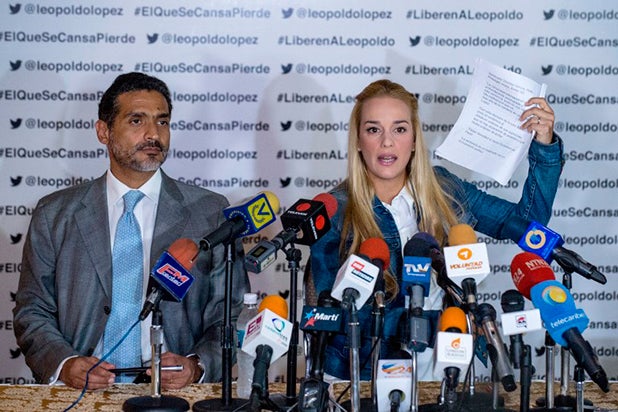 JuanCarlosGutierrezyLilianTintoriafplafm.jpg
